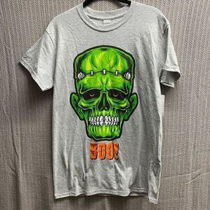 GILDAN NWT Frankenstein Halloween T-shirt/ Halloween/holiday/size small